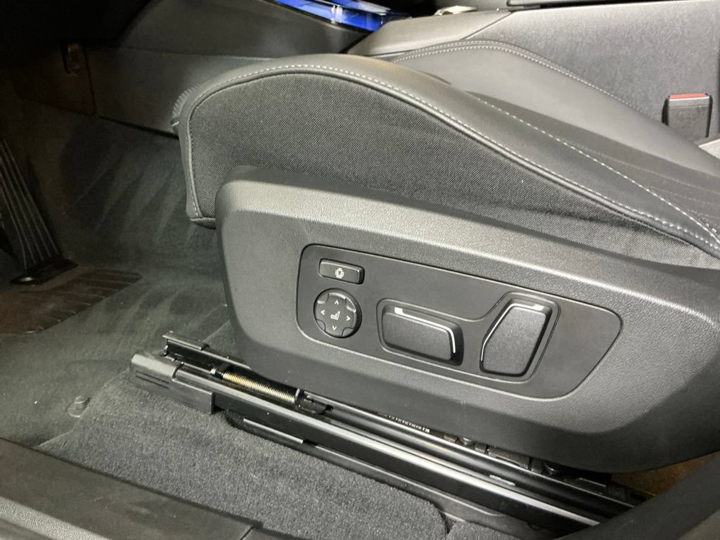 Certified 2025 BMW X3 xDrive30i w/ Convenience Package AWD/4WD image 19
