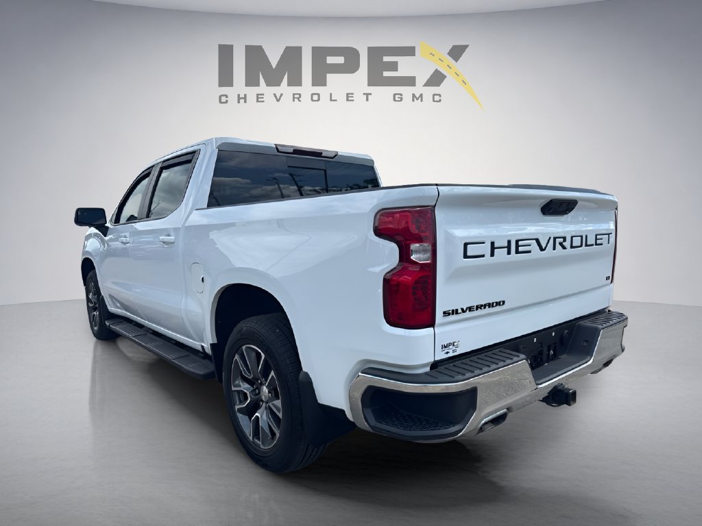 Used 2024 Chevrolet Silverado 1500 LT AWD/4WD image 8