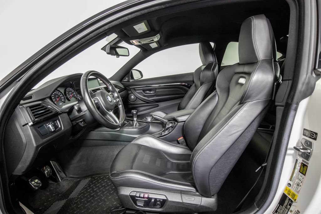 Used 2015 BMW M4 Coupe RWD image 10