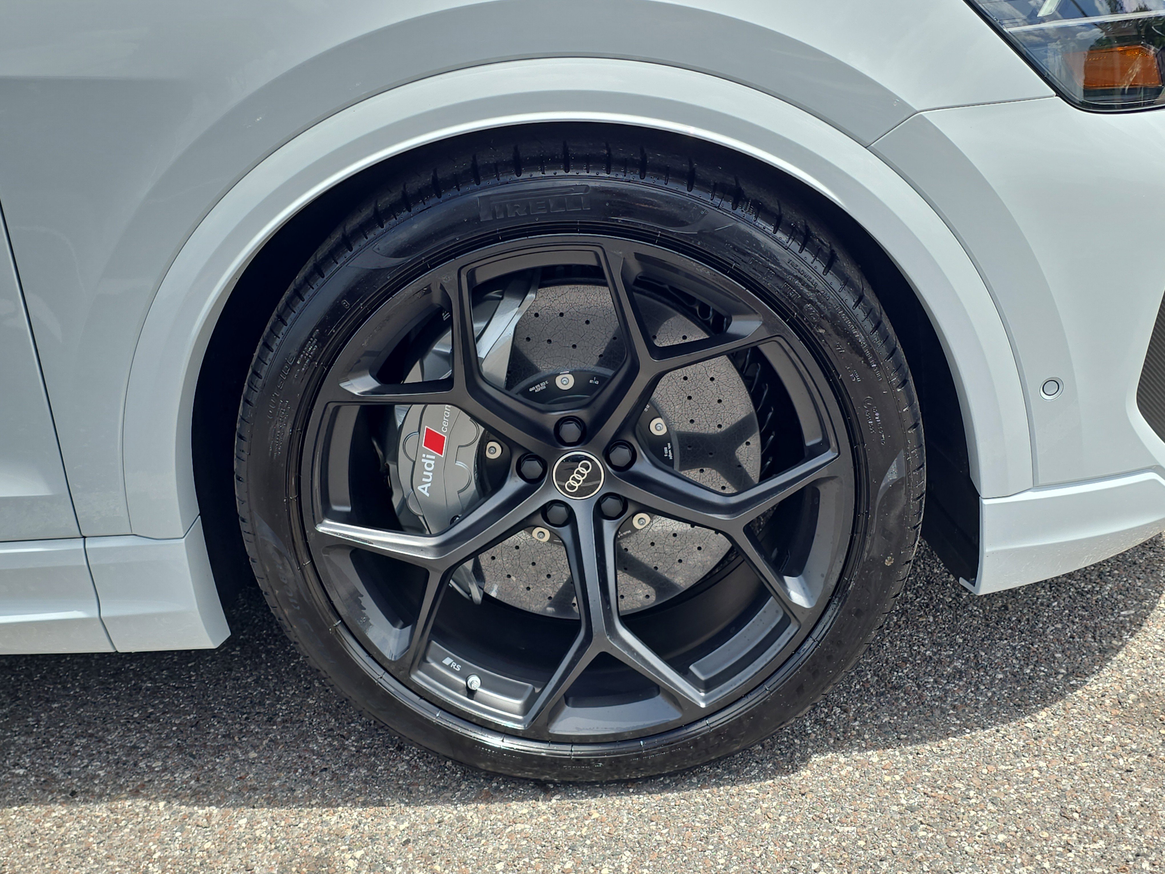 New 2025 Audi RS Q8 performance image 33