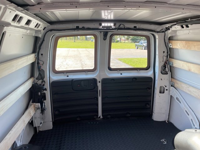Used 2024 Chevrolet Express 2500 w/ Driver Convenience Package image 15