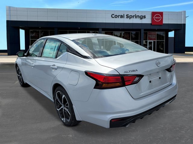 New 2025 Nissan Altima 2.5 SR w/ SR Premium Package image 3