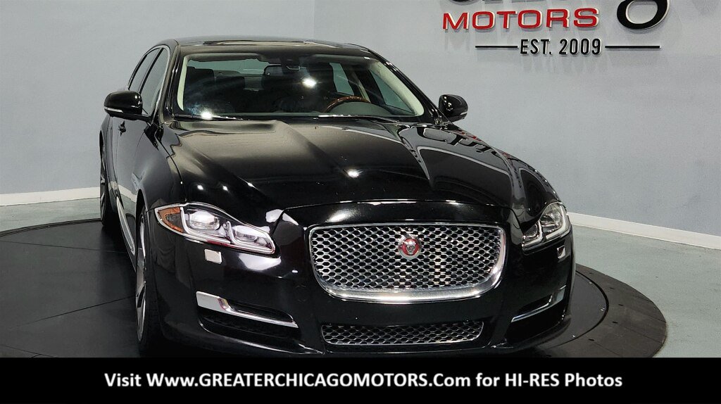 Used 2017 Jaguar XJ L Portfolio AWD/4WD image 3