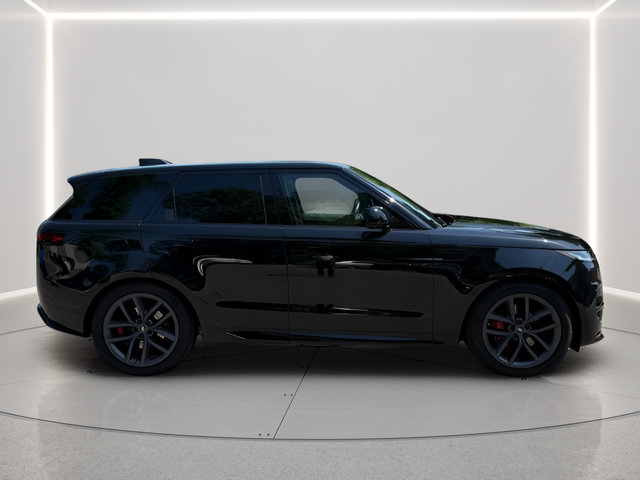 Used 2024 Land Rover Range Rover Sport Dynamic SE AWD/4WD image 7