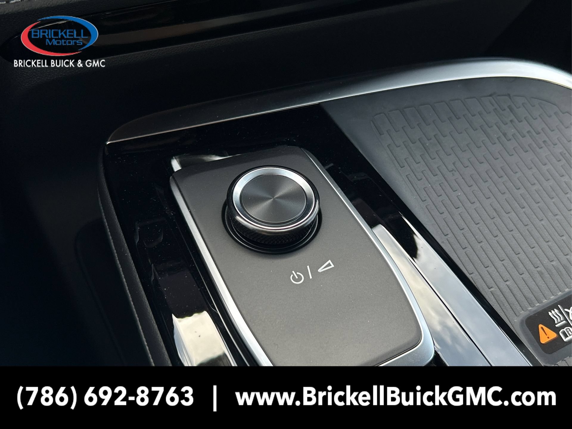 New 2025 Buick Enclave Sport Touring w/ Power Package FWD image 33