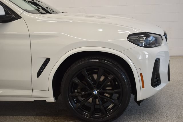 Used 2023 BMW X4 xDrive30i w/ M Sport Package AWD/4WD image 13