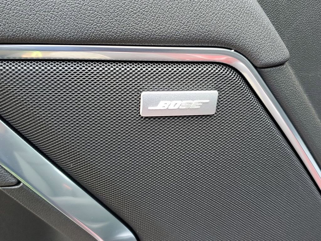 New 2025 GMC Sierra 2500 SLT w/ SLT Premium Package image 26