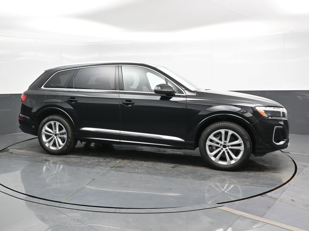 Used 2025 Audi Q7 3.0T Premium Plus w/ Premium Plus Package image 4
