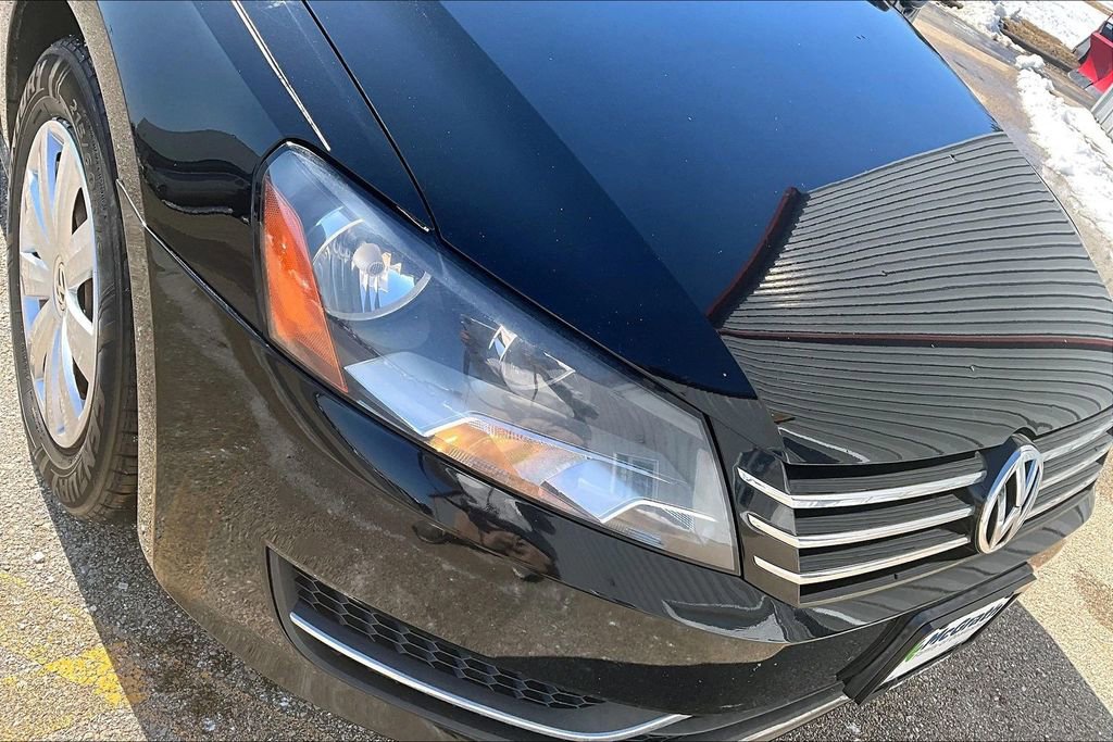 Used 2013 Volkswagen Passat 2.5 S FWD image 25