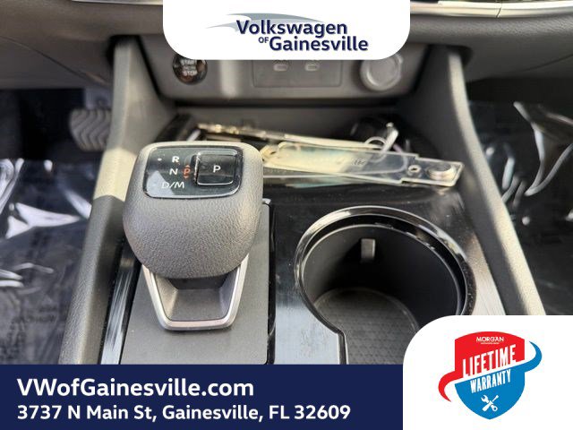Used 2025 Nissan Rogue SL AWD/4WD image 27