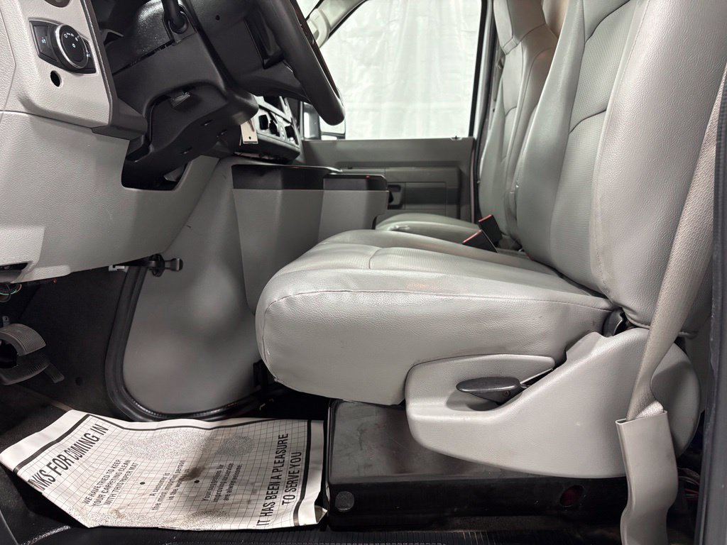 Used 2023 Ford E-350 and Econoline 350 Super Duty w/ Power Windows & Locks Group RWD image 14