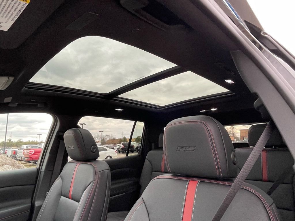 New 2026 Chevrolet Traverse RS w/ LPO, Floor Liner Package image 14