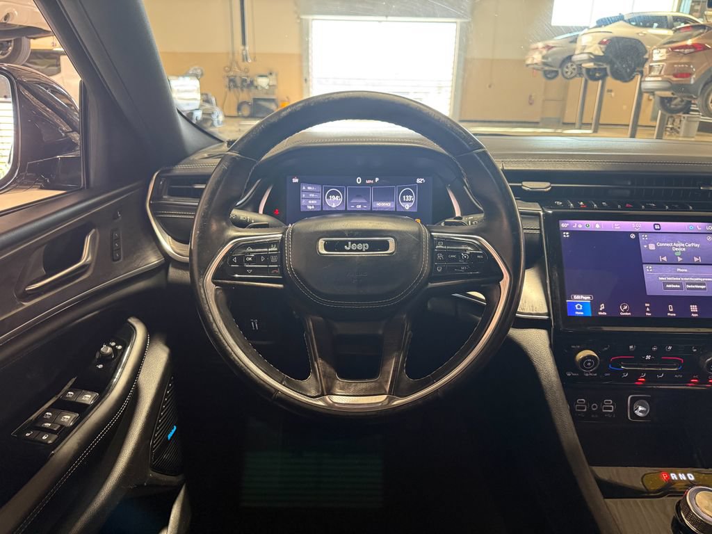Used 2021 Jeep Grand Cherokee L Overland w/ Luxury Tech Group IV RWD image 26