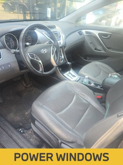 Used 2012 Hyundai Elantra Limited FWD image 11