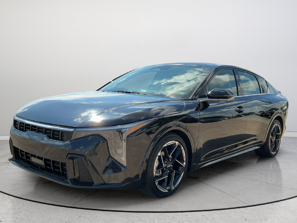 Used 2025 Kia K4 GT-Line w/ GT-Line Premium Package FWD image 3