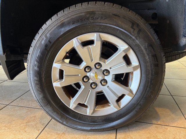Used 2019 Chevrolet Colorado LT w/ LT Convenience Package AWD/4WD image 13