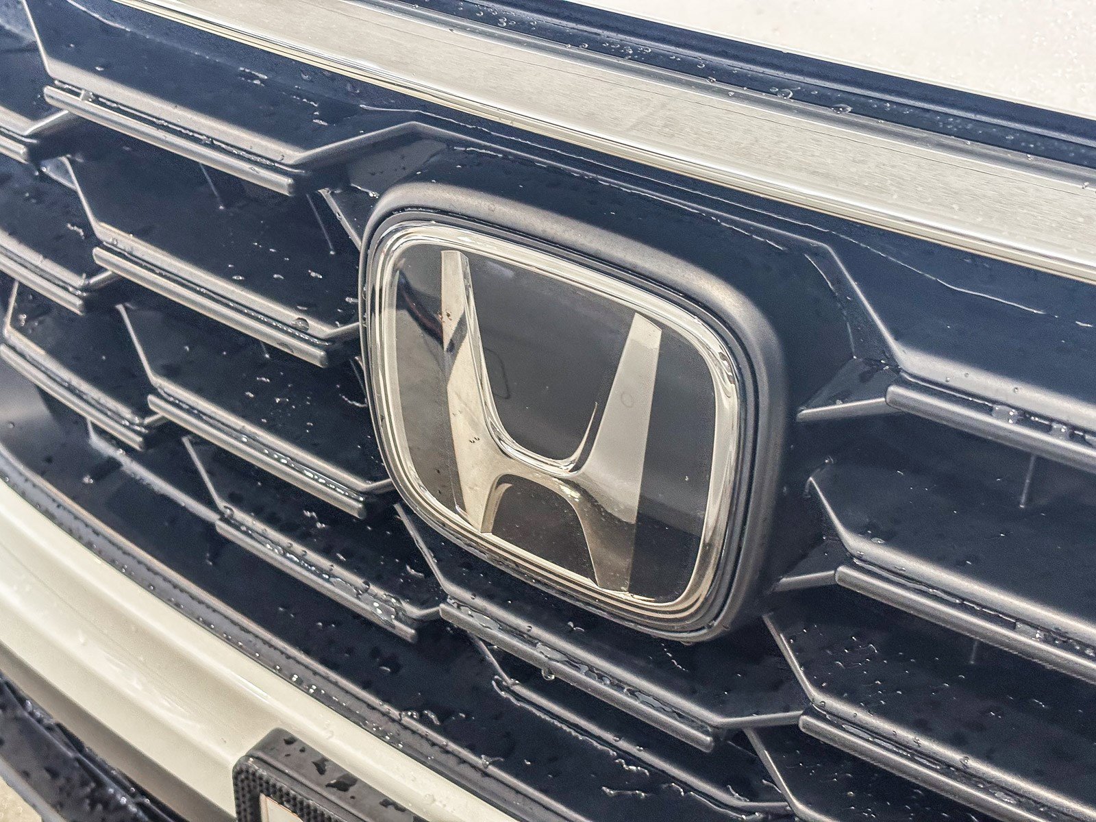 Used 2023 Honda CR-V LX image 10