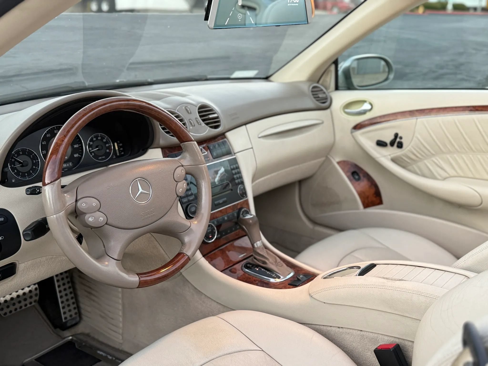 Used 2007 Mercedes-Benz CLK 550 Cabriolet image 22
