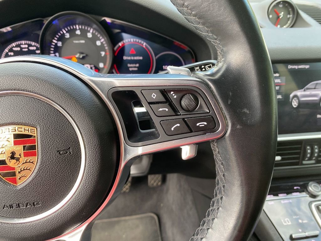 Used 2019 Porsche Cayenne image 17