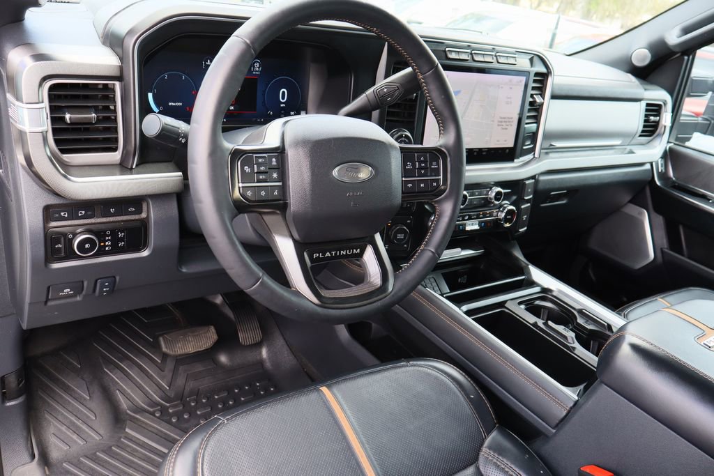 Used 2024 Ford F250 Platinum image 12