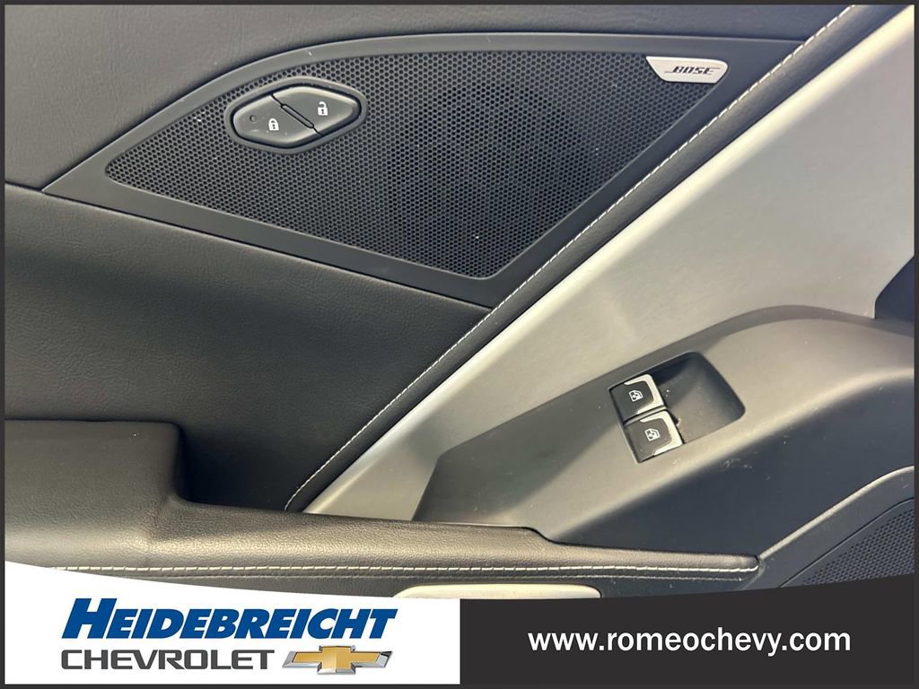 Used 2018 Chevrolet Corvette Stingray Coupe w/ 1LT RWD image 11