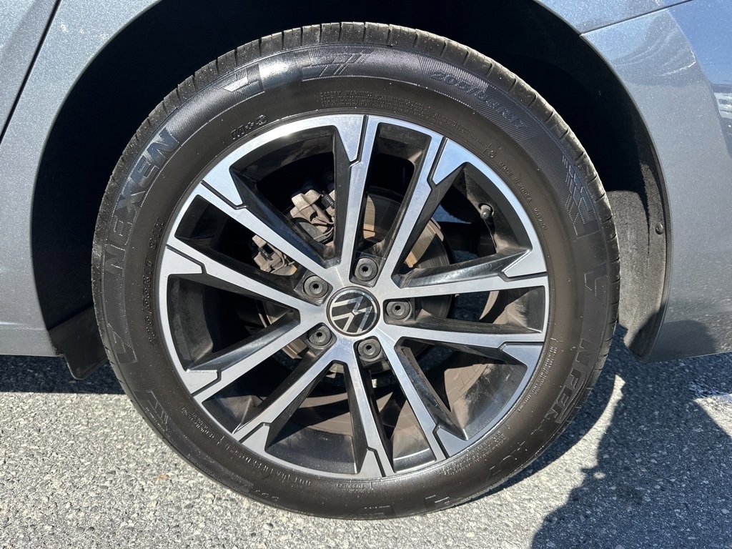 Used 2025 Volkswagen Jetta Sport image 26