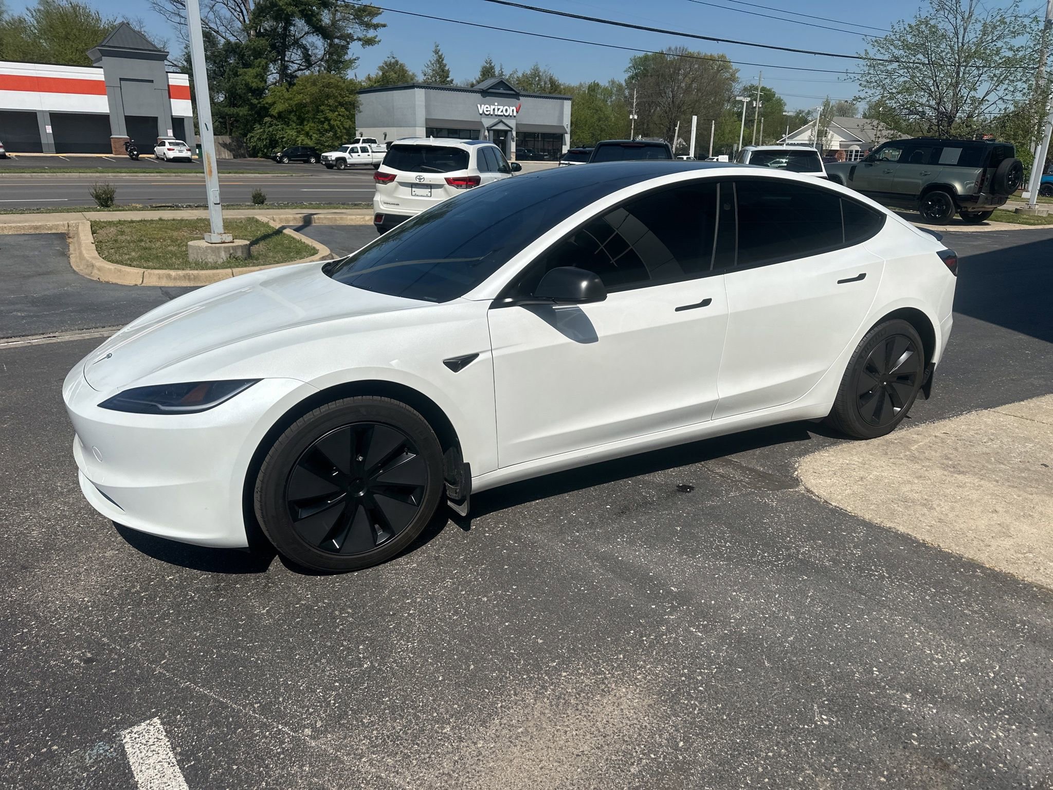 Used 2025 Tesla Model 3 Long Range RWD image 9