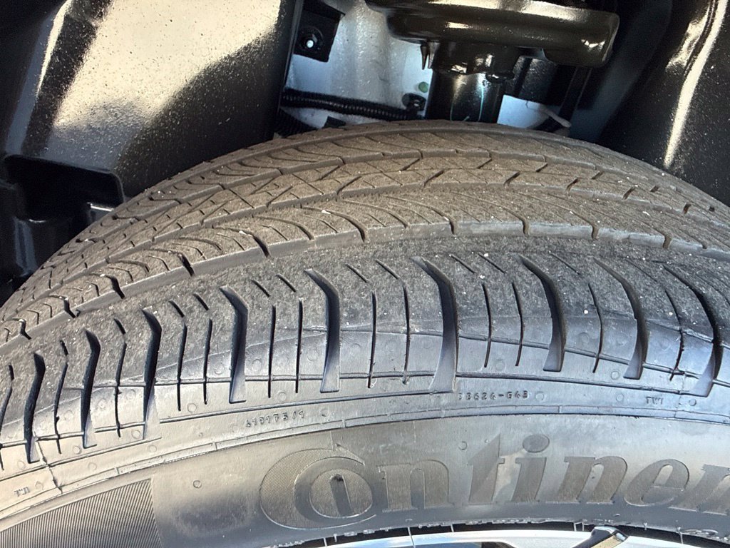 Certified 2024 Jeep Compass Limited AWD/4WD image 11