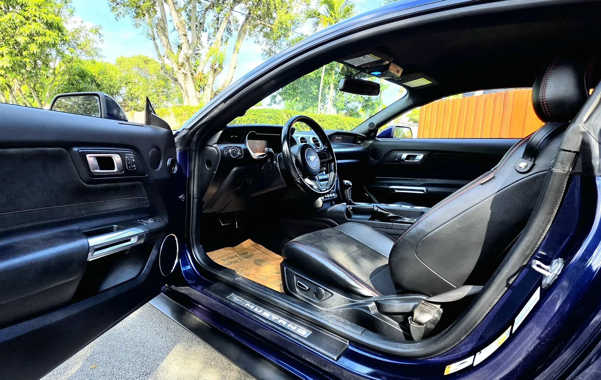 Used 2019 Ford Mustang GT Premium w/ Equipment Group 401A RWD image 5