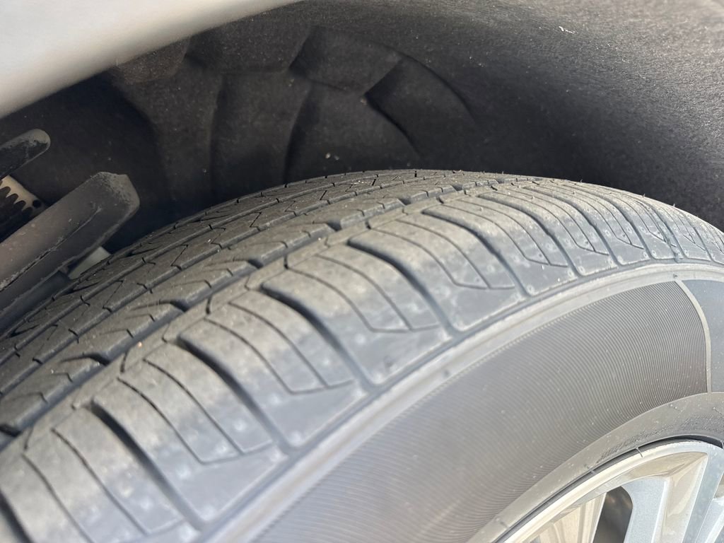 Used 2023 Buick Envision Preferred FWD image 24