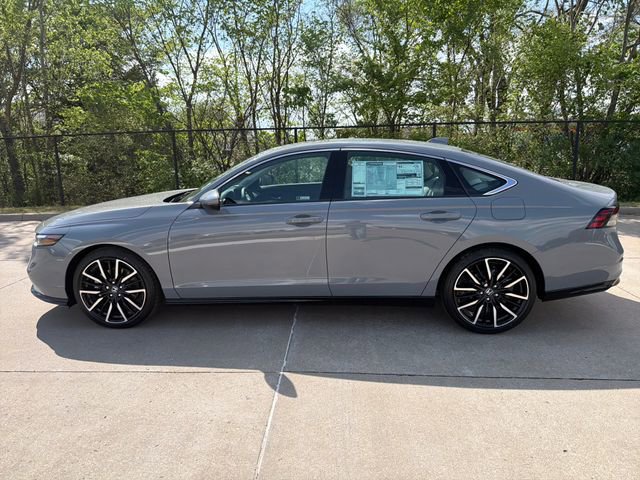 New 2026 Honda Accord Touring image 2