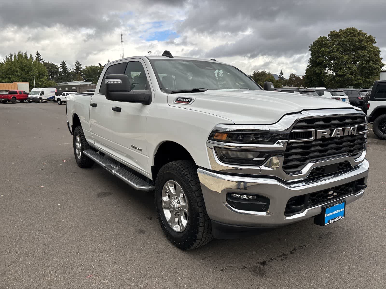 Used 2025 RAM 2500 Big Horn AWD/4WD image 5