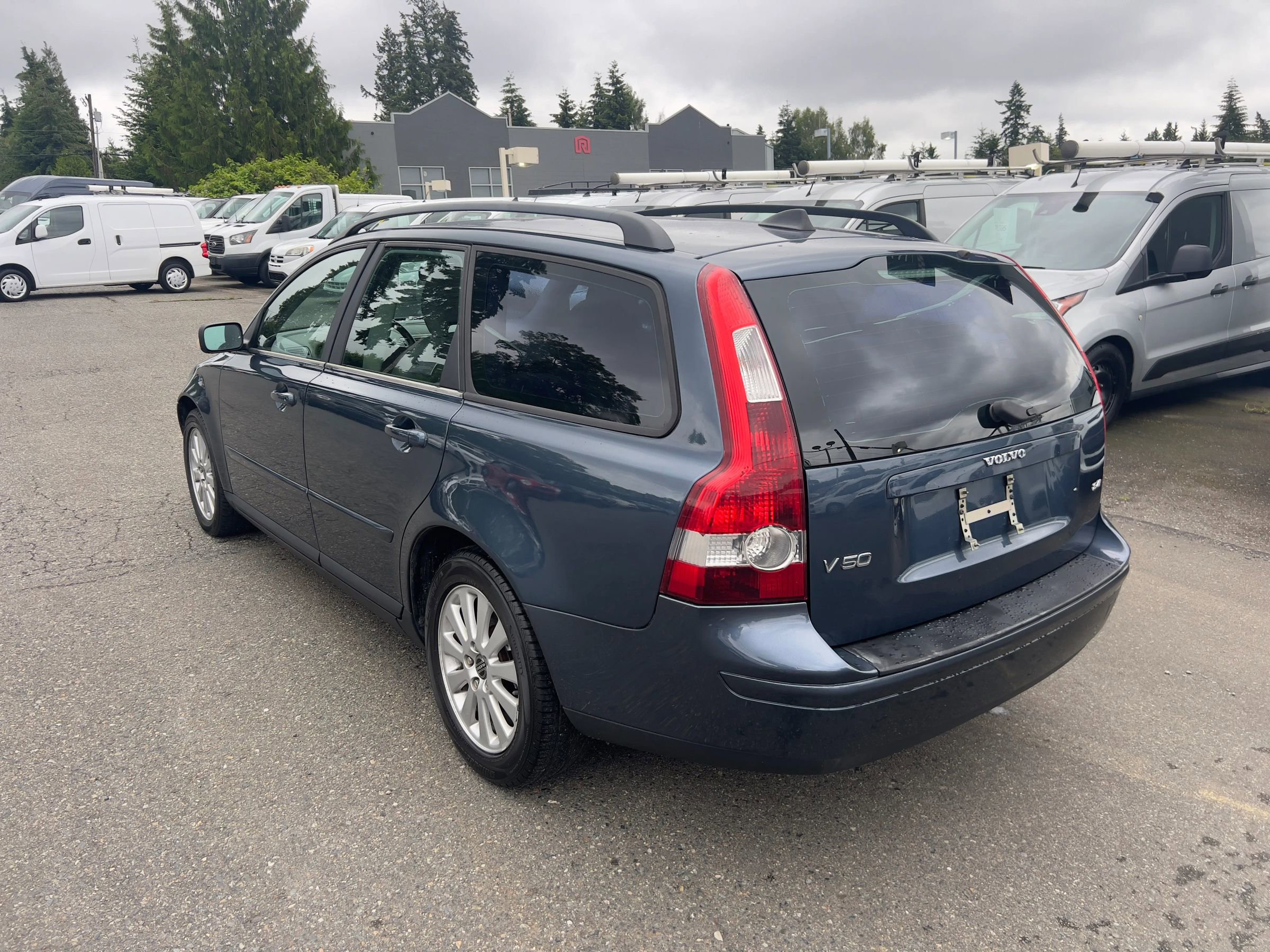 Used 2005 Volvo V50 2.4i image 5