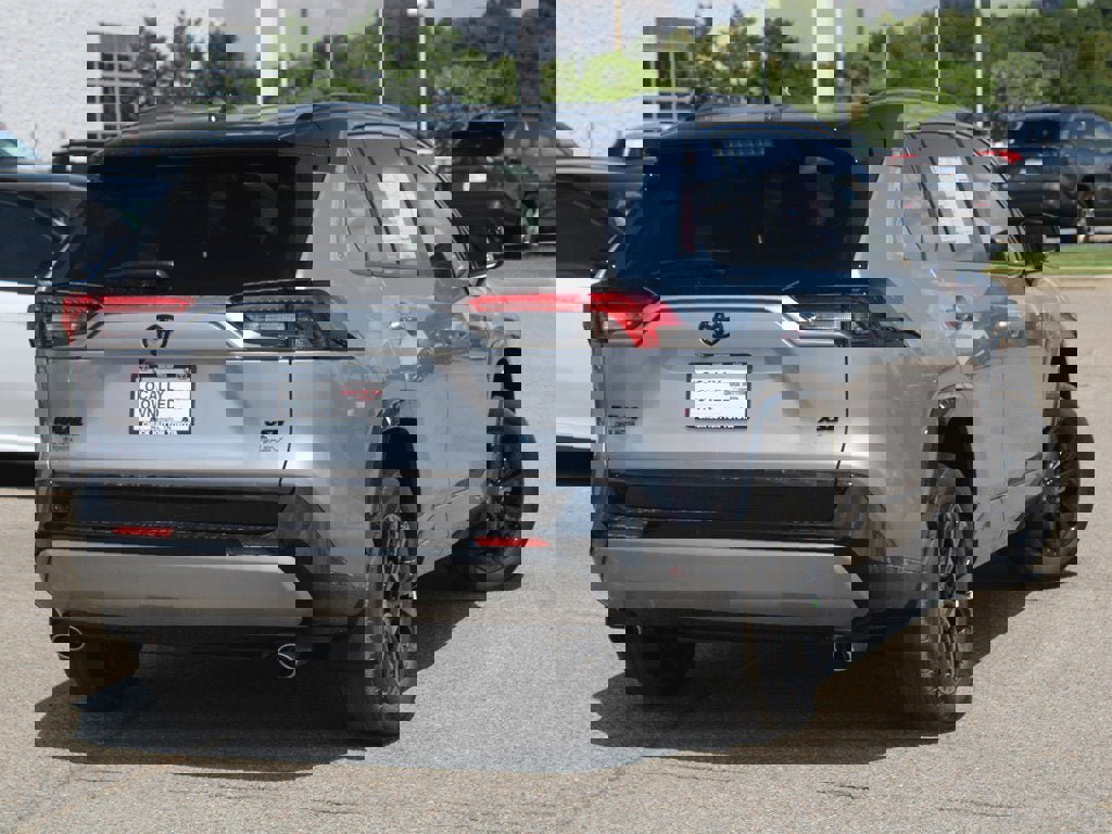 Used 2025 Toyota RAV4 XSE image 22
