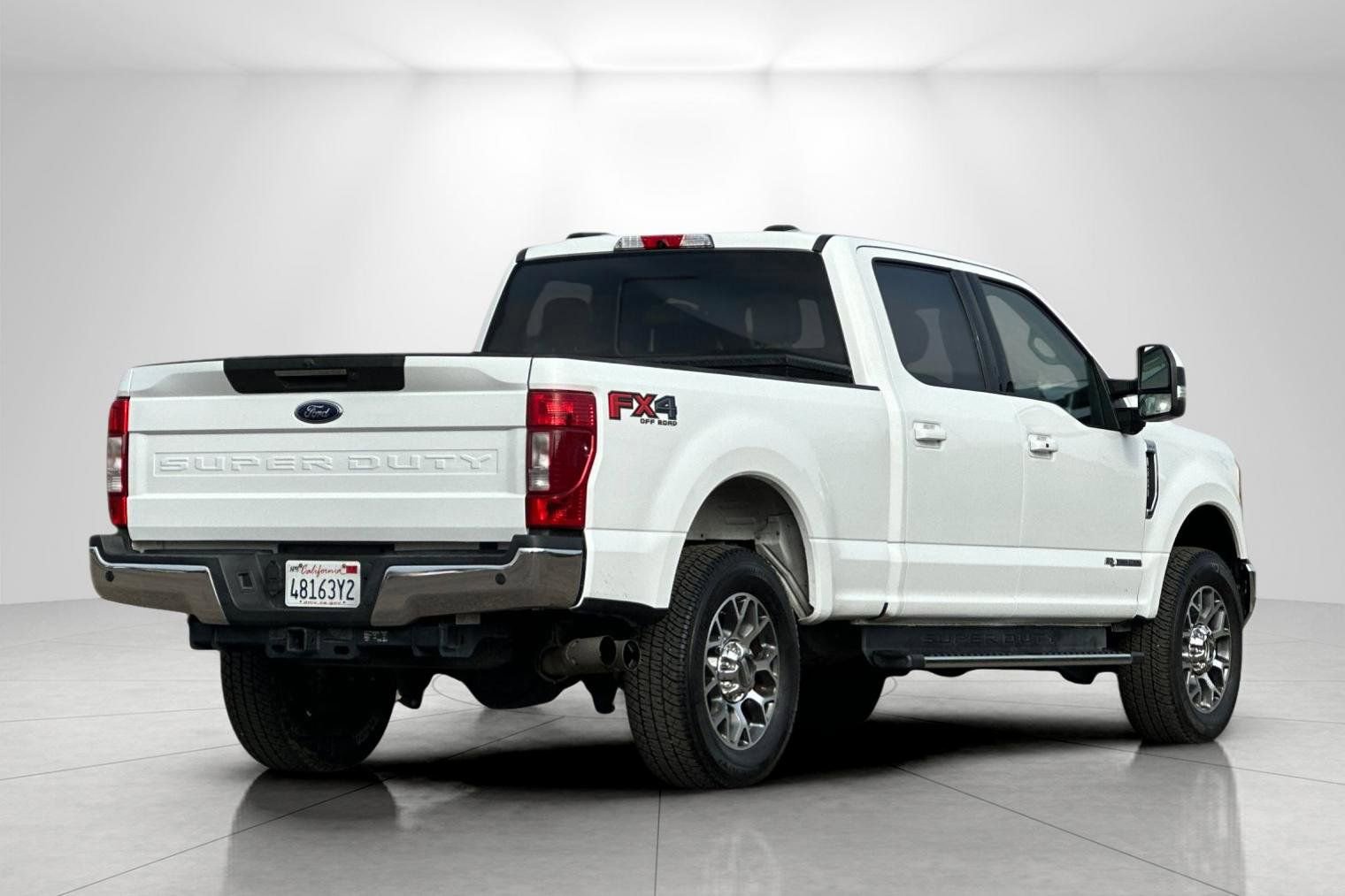 Used 2020 Ford F250 Lariat w/ Lariat Ultimate Package image 3