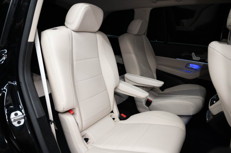Certified 2026 Mercedes-Benz GLS 450 4MATIC image 15