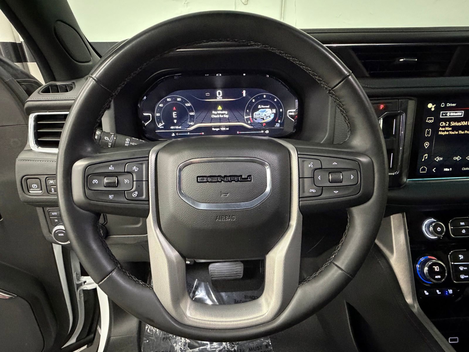 Used 2023 GMC Yukon Denali image 27