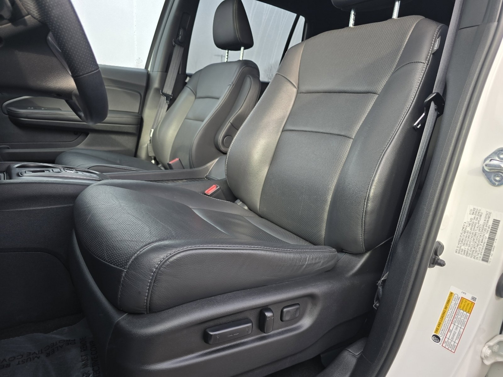 Certified 2023 Honda Passport EX-L image 26