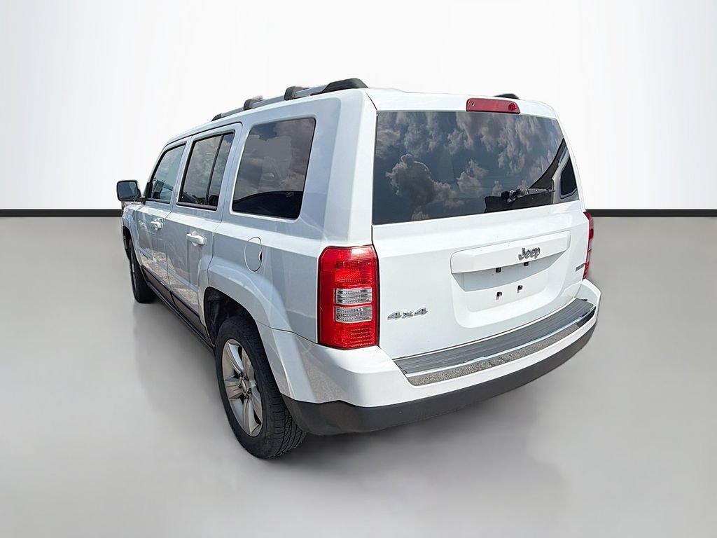 Used 2014 Jeep Patriot Limited w/ Sun/Sound Group AWD/4WD image 6