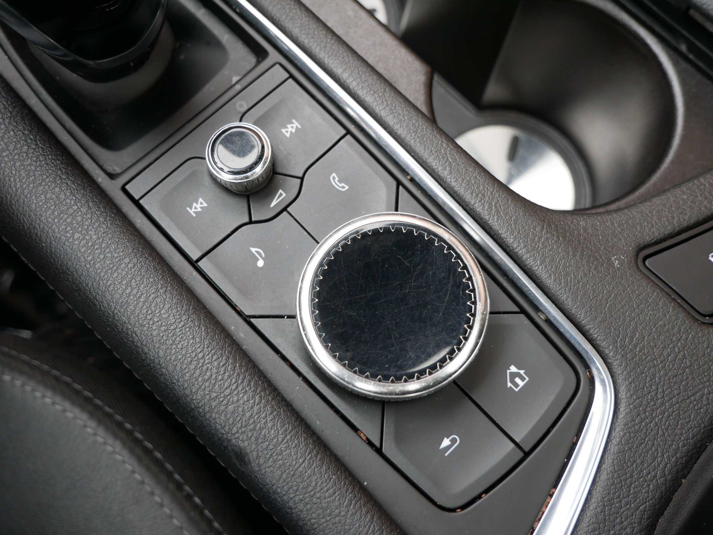 Used 2020 Cadillac XT5 Premium Luxury image 22