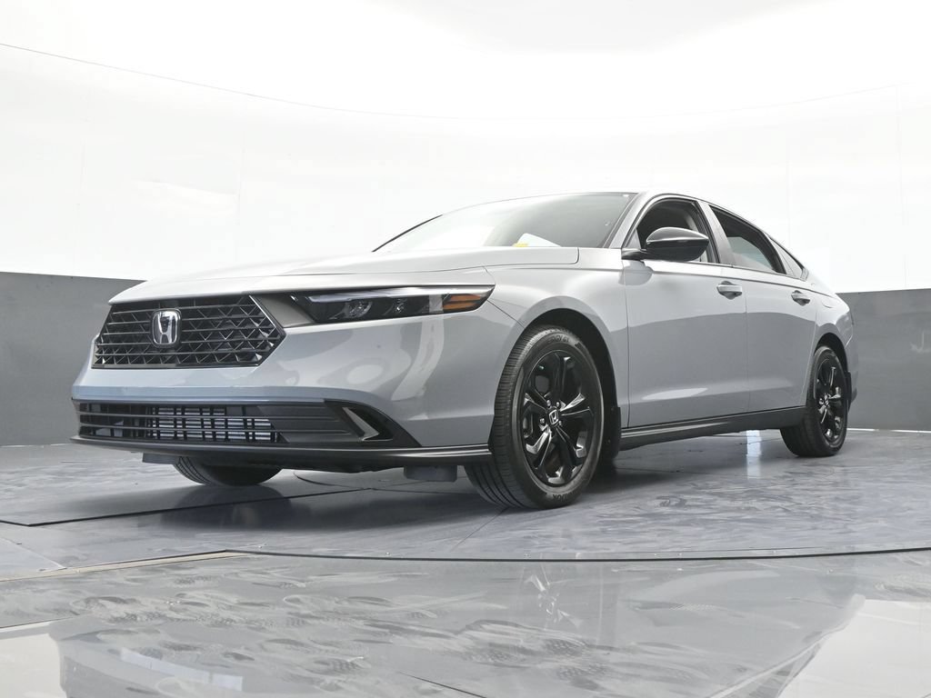Used 2025 Honda Accord SE image 53