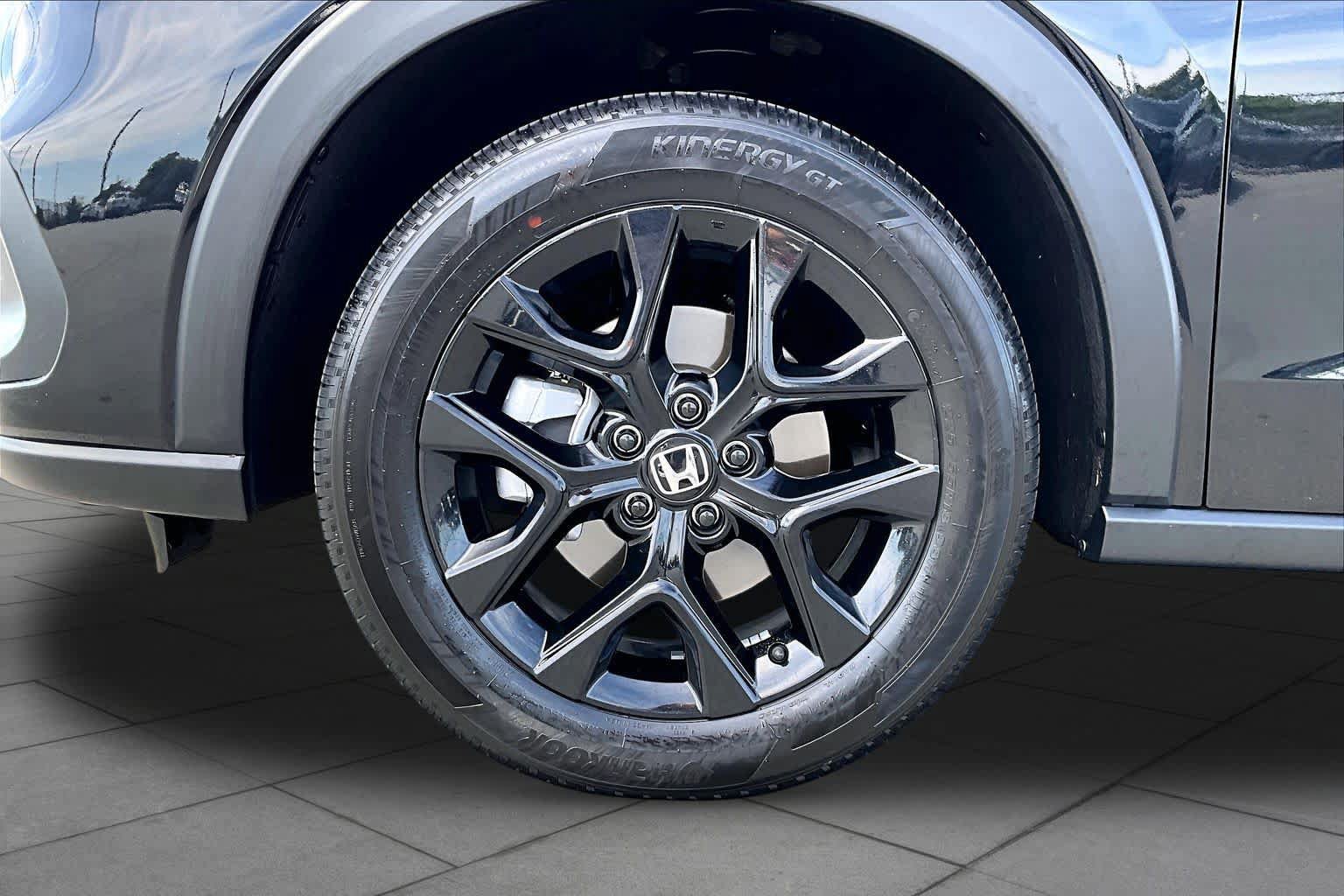 Used 2024 Honda HR-V Sport image 10