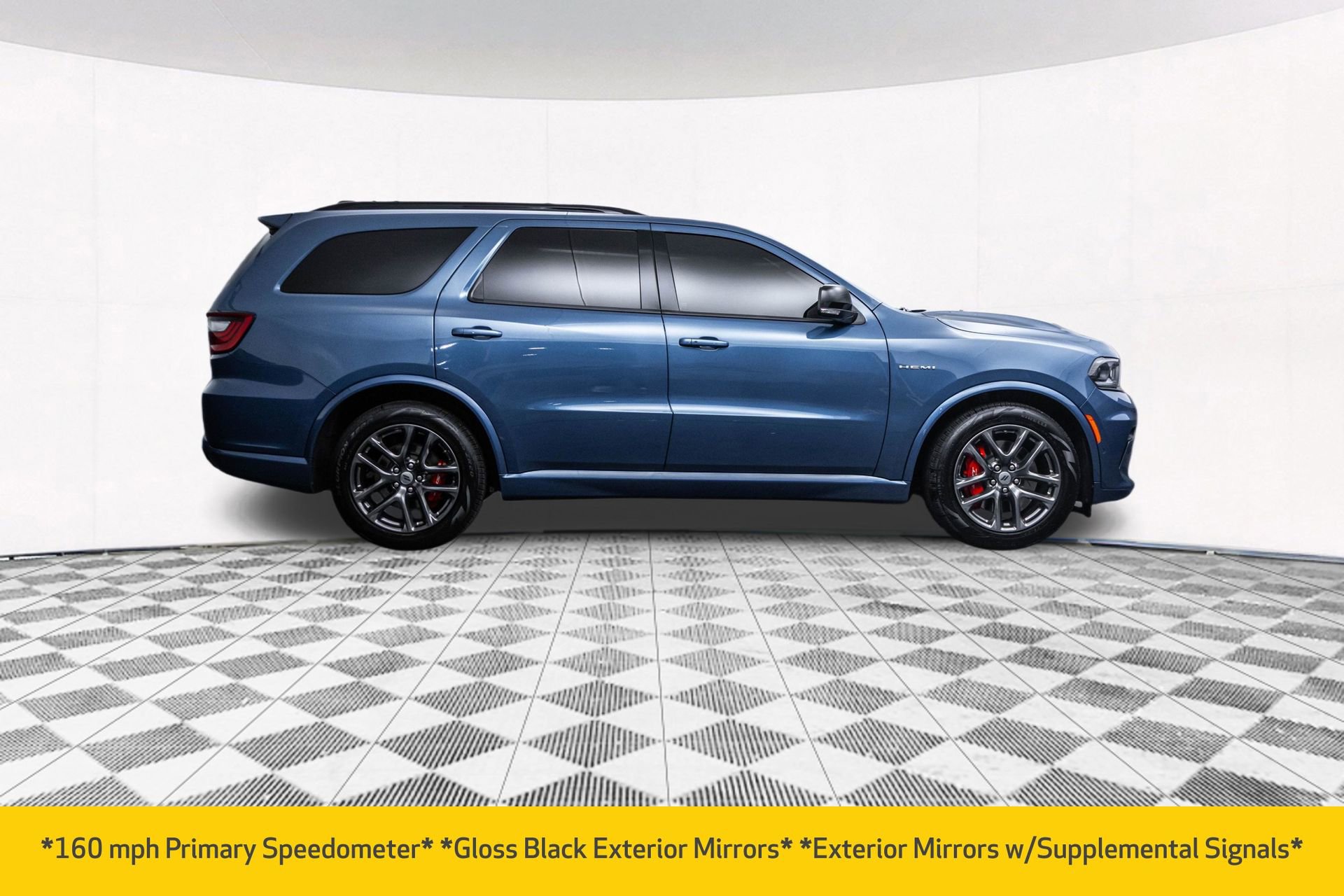 Used 2024 Dodge Durango R/T w/ Tow 'N Go Package AWD/4WD image 16