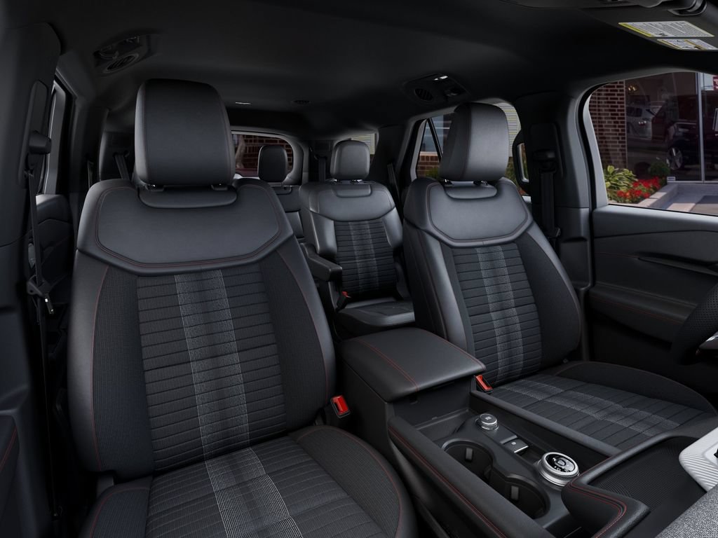New 2027 Ford Explorer ST-Line AWD/4WD image 10
