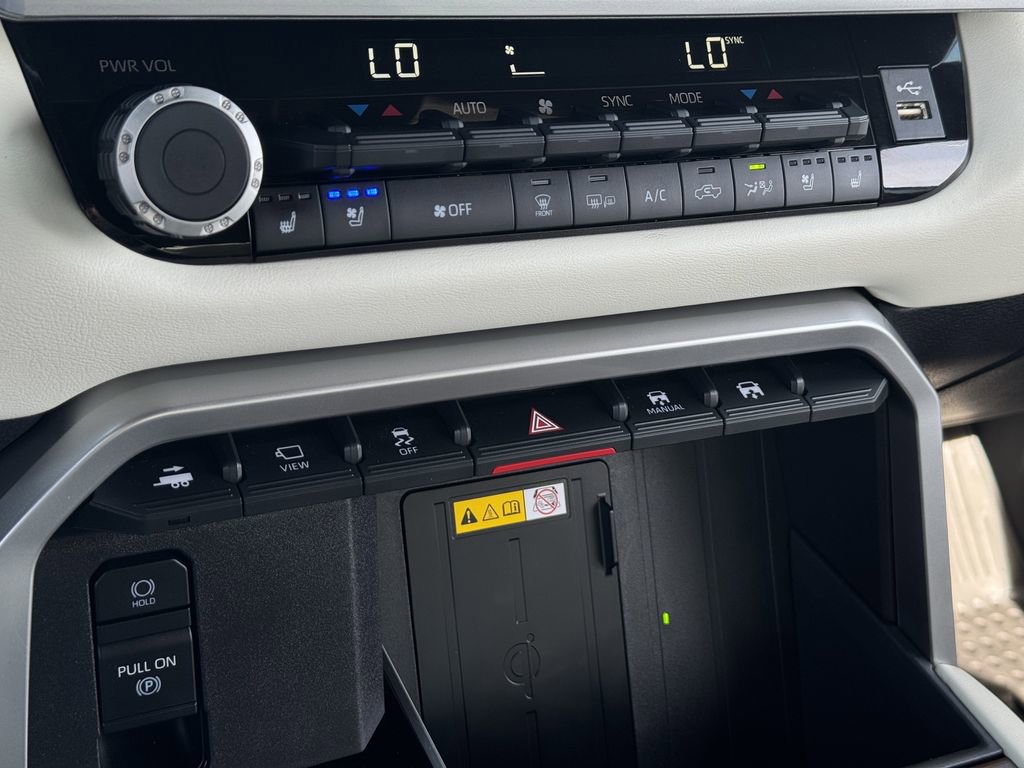 Used 2023 Toyota Tundra Capstone image 22