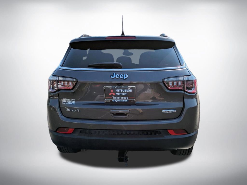 Used 2023 Jeep Compass Latitude image 5