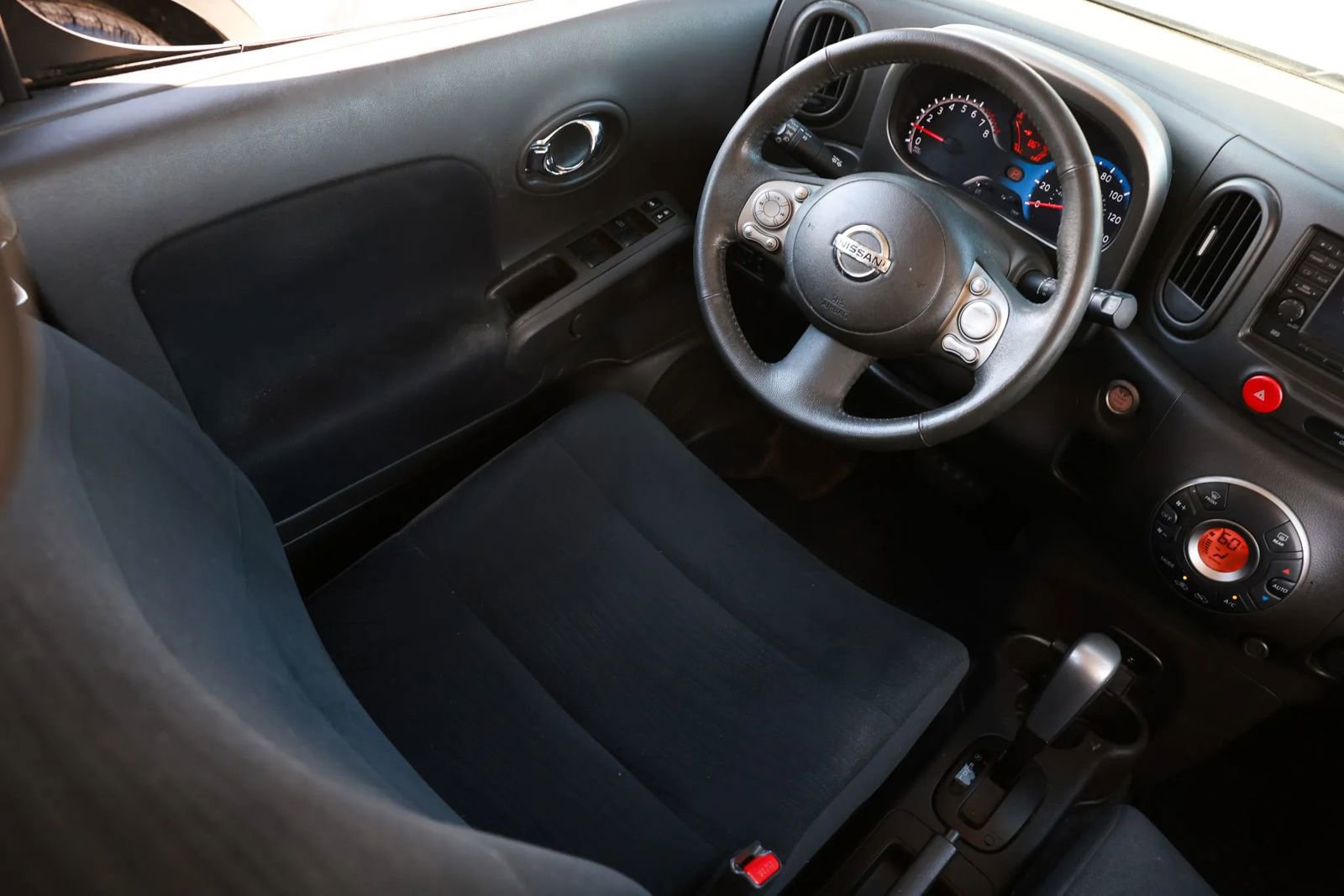Used 2013 Nissan Cube 1.8 SL w/ SL Preferred Pkg FWD image 20