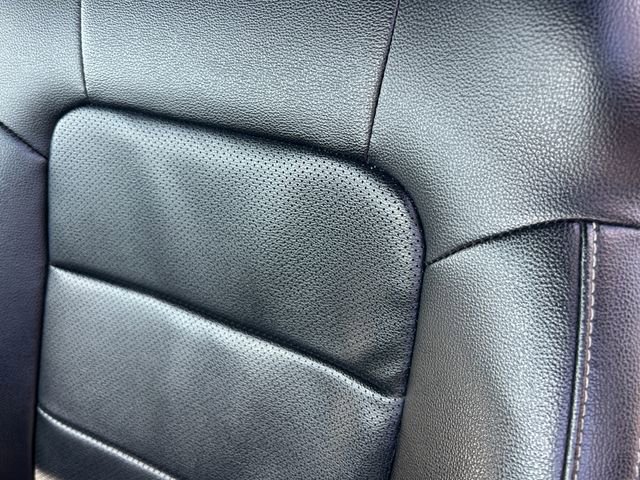 Used 2022 Ford Mustang Premium RWD image 13
