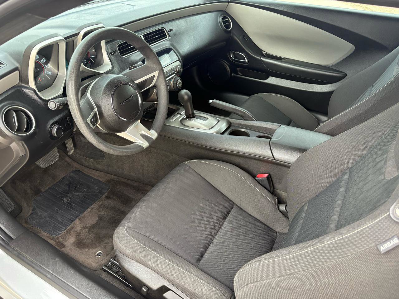 Used 2010 Chevrolet Camaro LS RWD image 14