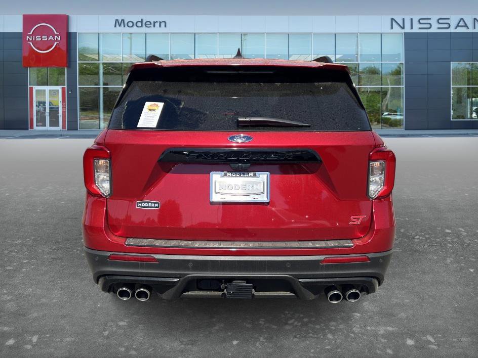 Used 2022 Ford Explorer ST w/ ST Street Pack image 6